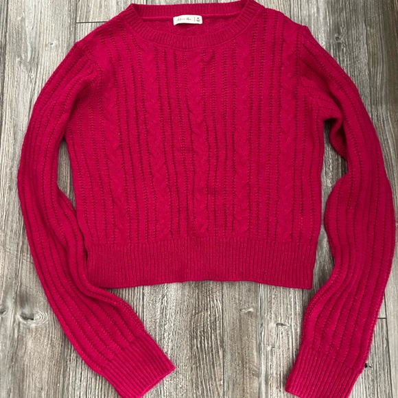 Active USA Sweaters - 🌸 Active USA Cable Knit Crewneck Sweater in Bright Pink